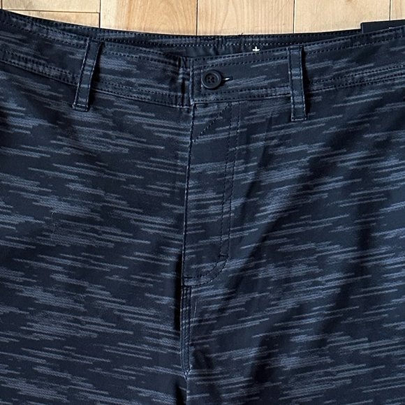 Men's Hybrid Shorts - Picture 2 of 4